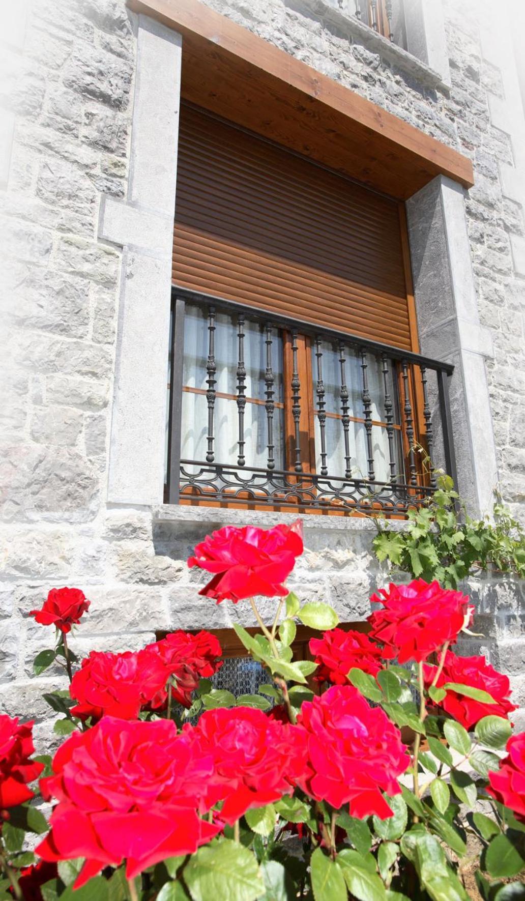 Apartamentos Rurales La Vina Onís Zewnętrze zdjęcie