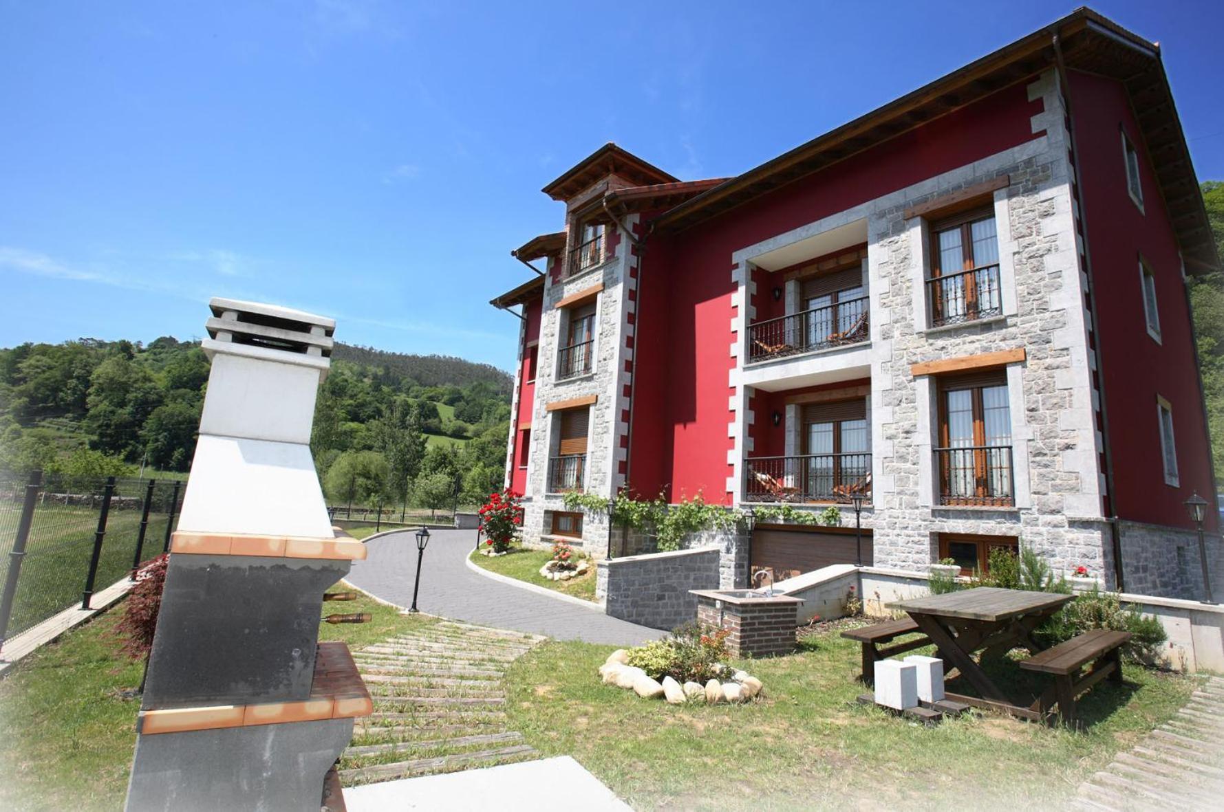Apartamentos Rurales La Vina Onís Zewnętrze zdjęcie