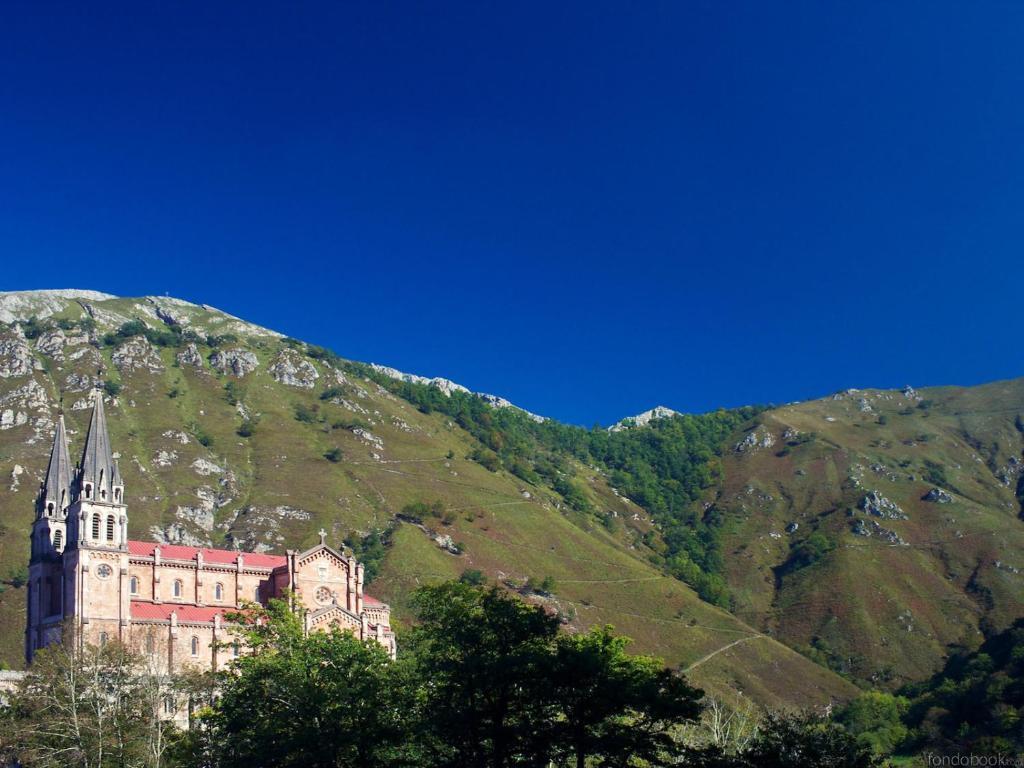 Apartamentos Rurales La Vina Onís Zewnętrze zdjęcie